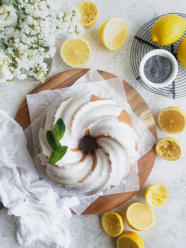 Lemon Poppy Seed Bundt Cake: Refreshing Summer Dessert